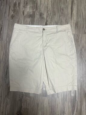Sonoma Beige Bermuda Shorts